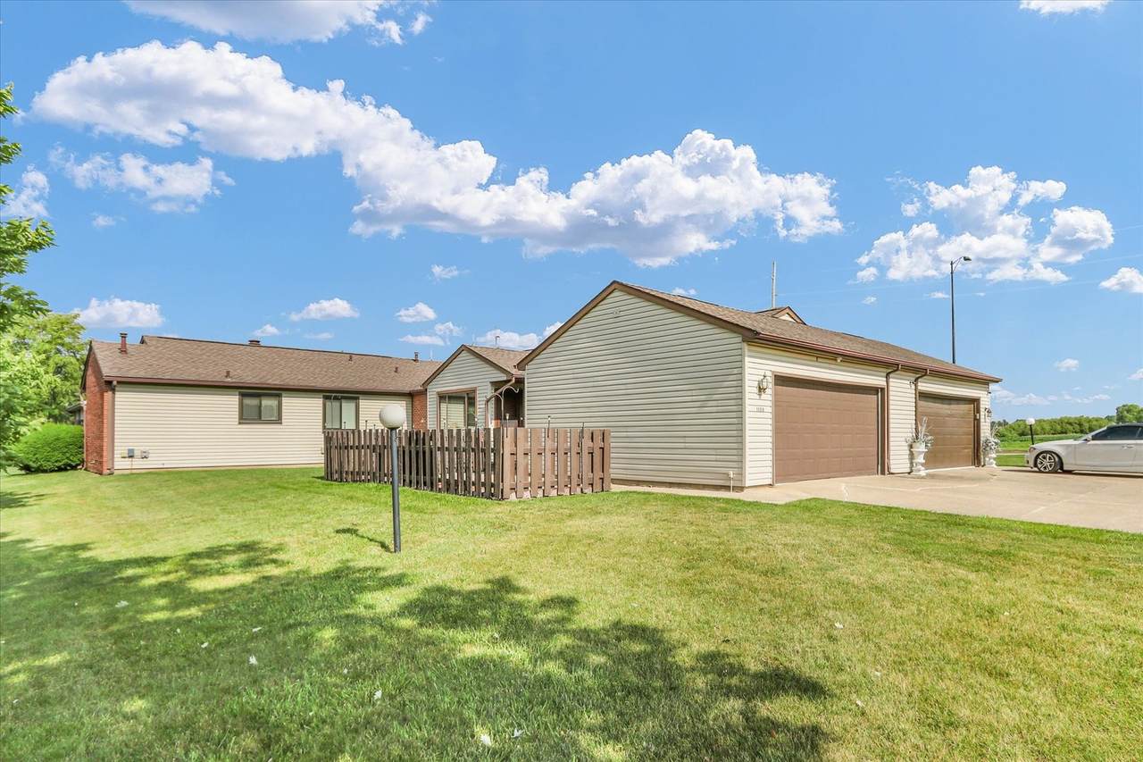 1109 Pomona Drive - Photo 1