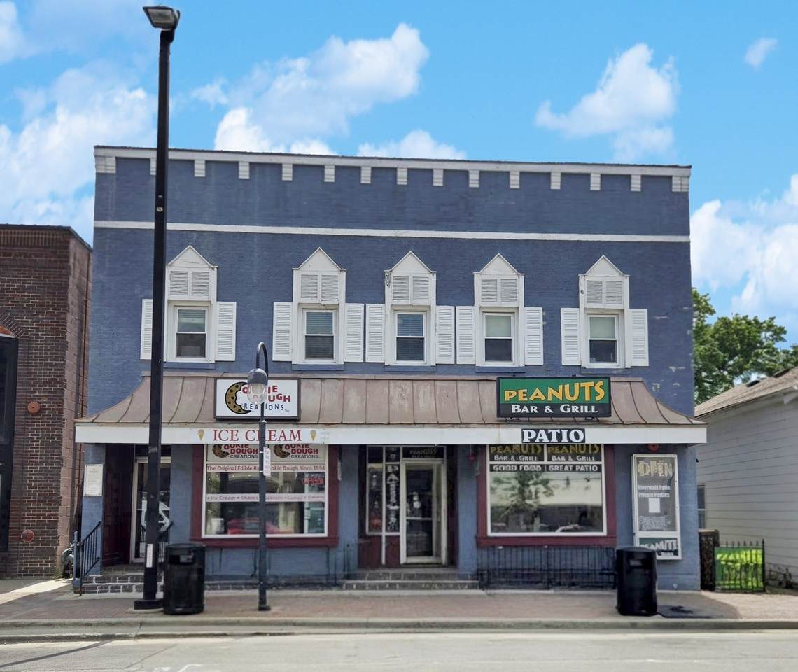 22 Chicago Avenue - Photo 1