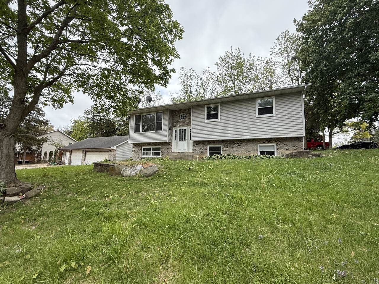 24631 Clinton Avenue - Photo 1