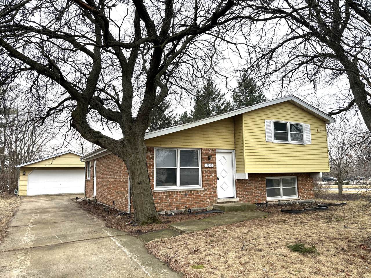 2333 Charmingfare Drive - Photo 1