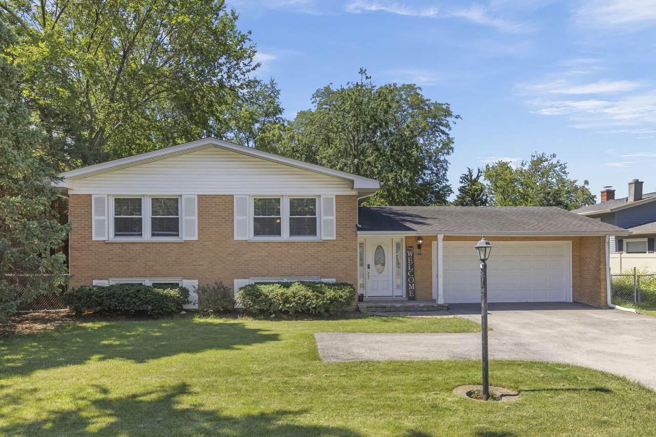 573 Maple Avenue - Photo 1