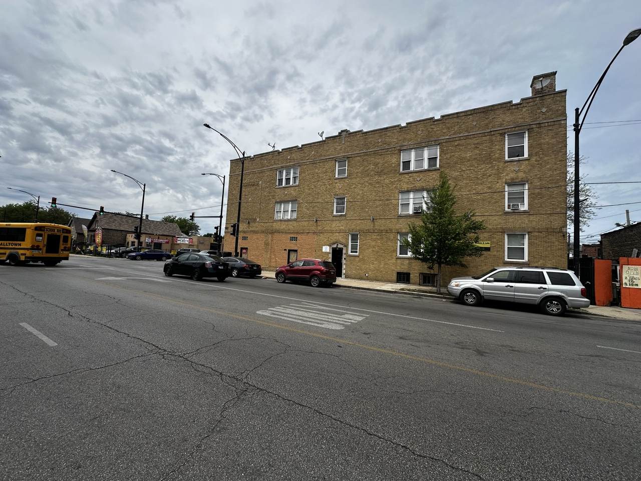 3752 Division Street - Photo 1