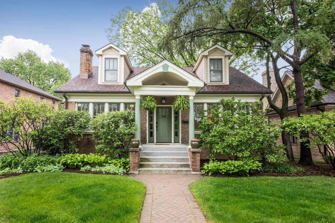 740 Wisner Street - Photo 1