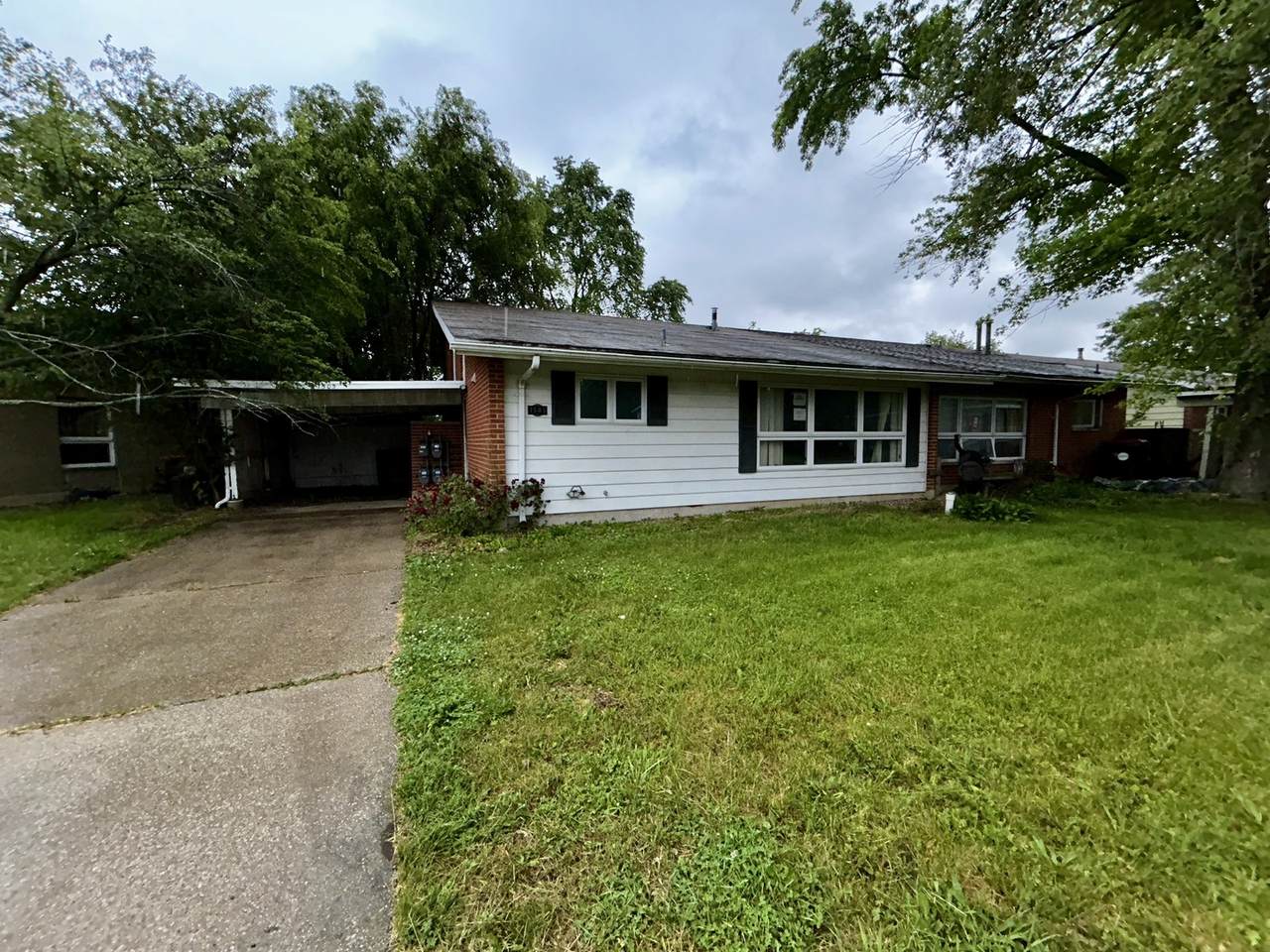 1505 Fairway Drive - Photo 1
