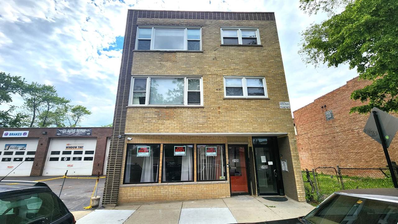 3108 Laramie Avenue - Photo 1