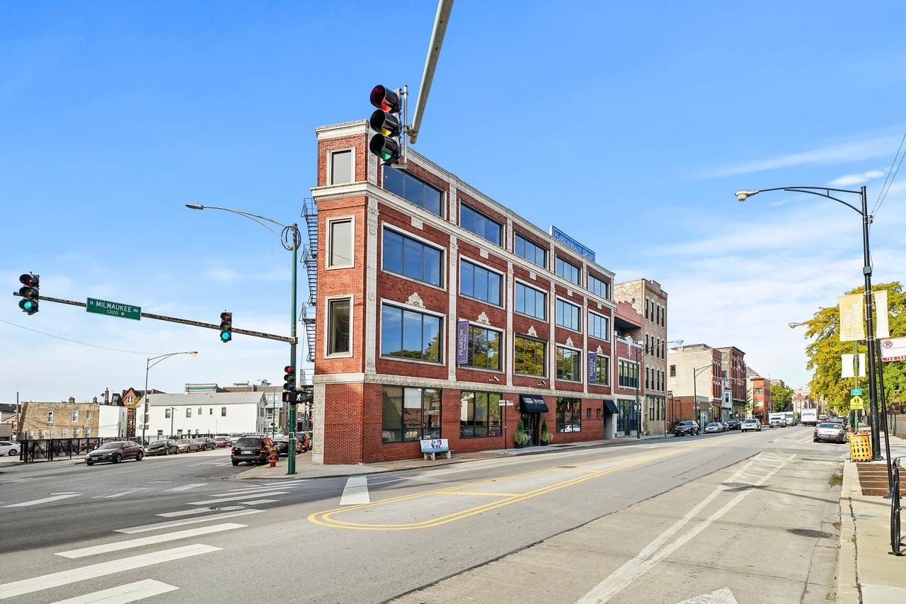 1000 Milwaukee Avenue - Photo 1