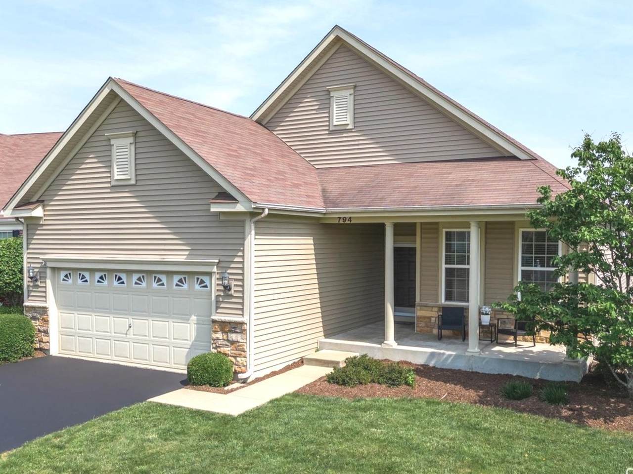 794 Suffield Court - Photo 1