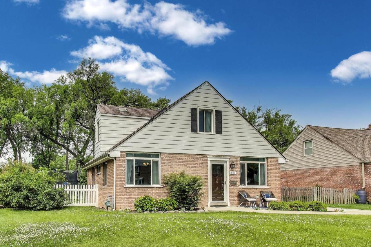 614 Beach Avenue - Photo 1