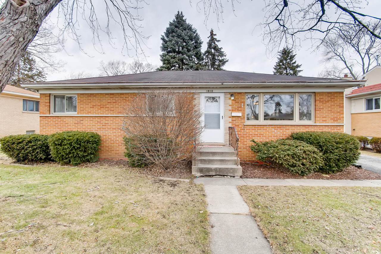 1810 Lincoln Street - Photo 1