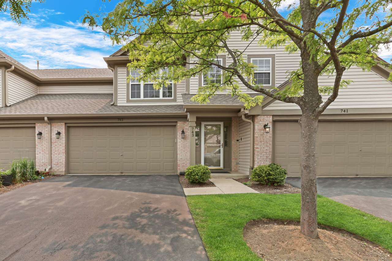 743 Sycamore Court - Photo 1
