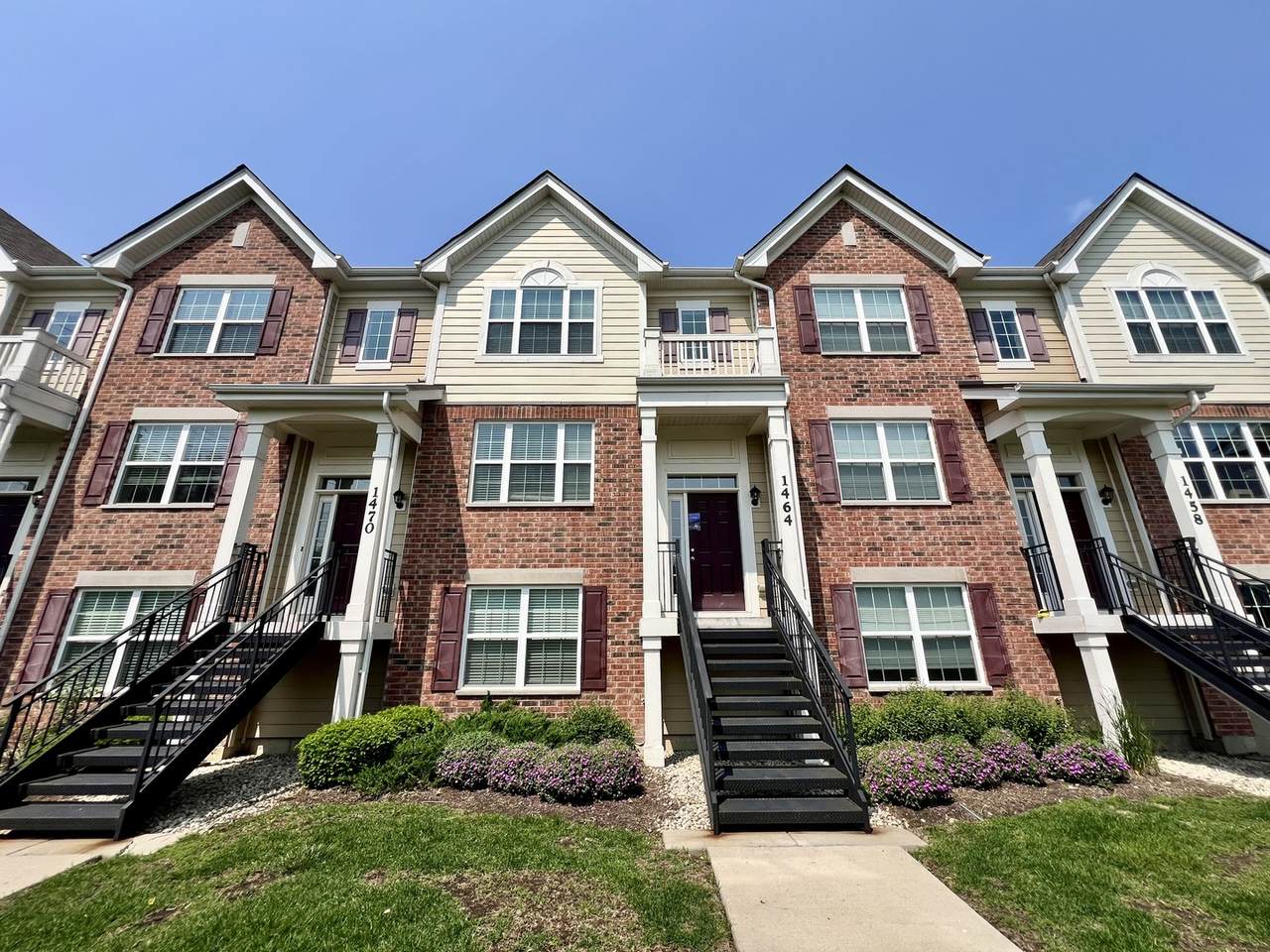 1464 Lakeridge Court - Photo 1