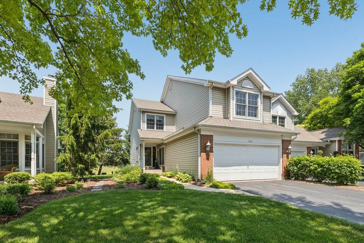 1714 Waverly Circle - Photo 1