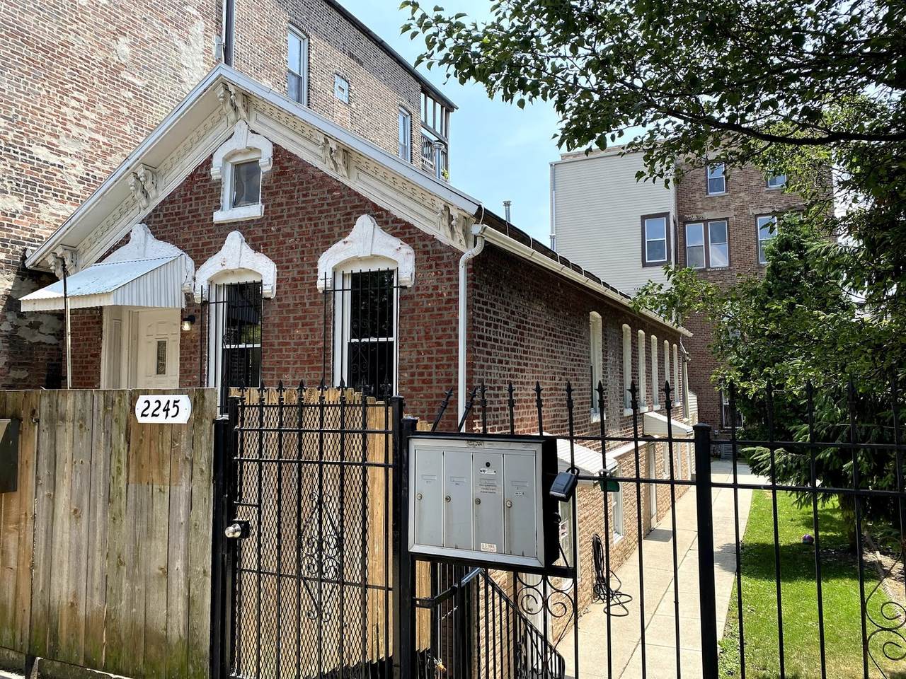 2245 21st Street - Photo 1