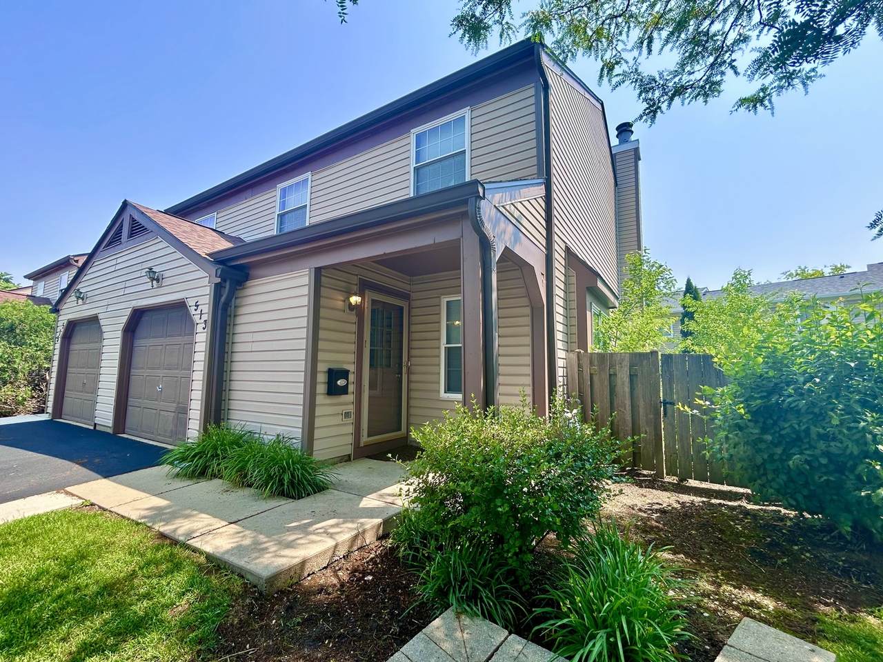 513 Nebraska Circle - Photo 1