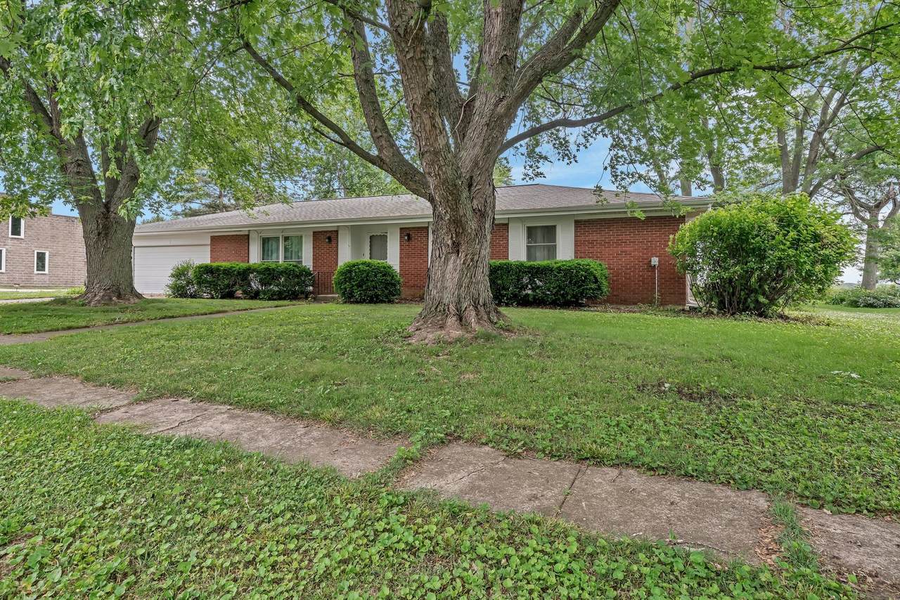1635 4012th Road - Photo 1