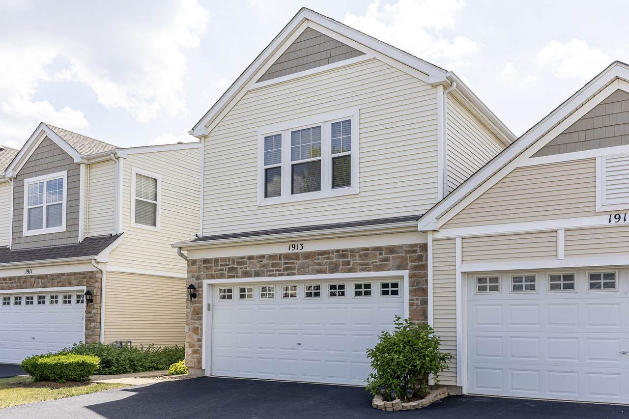 1913 Cobblestone Drive - Photo 1