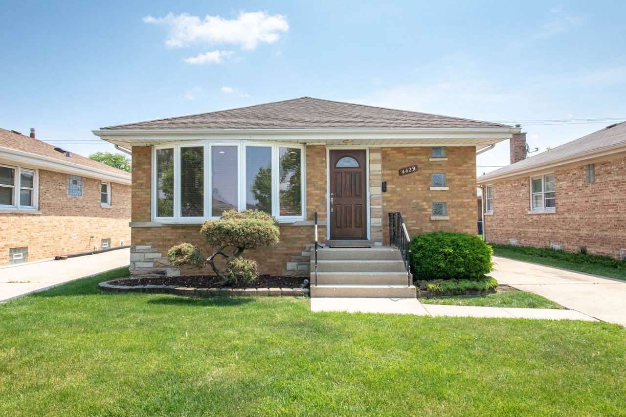 4429 Opal Avenue - Photo 1