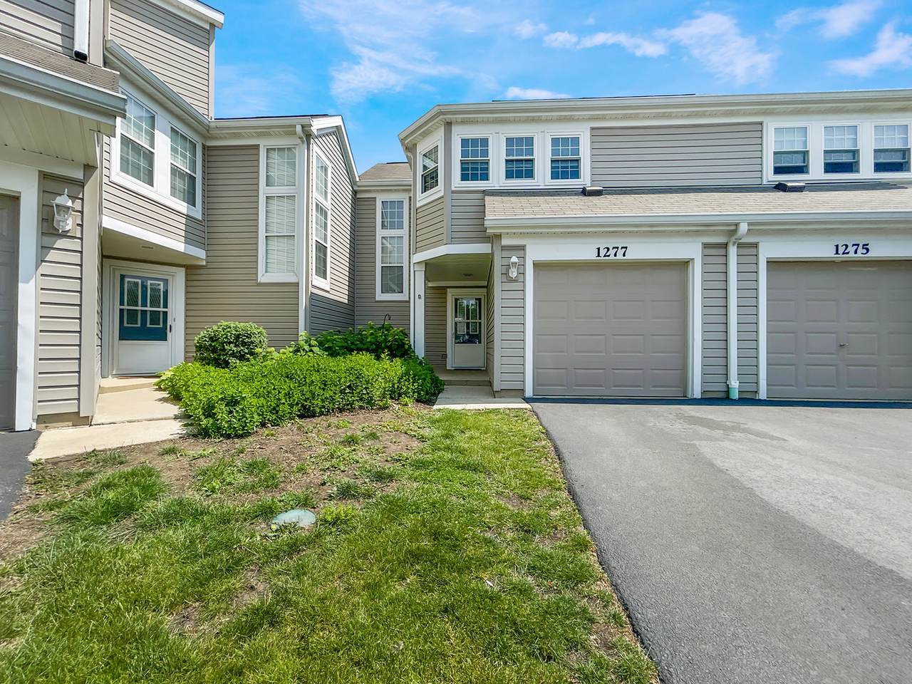 1277 Donegal Court - Photo 1