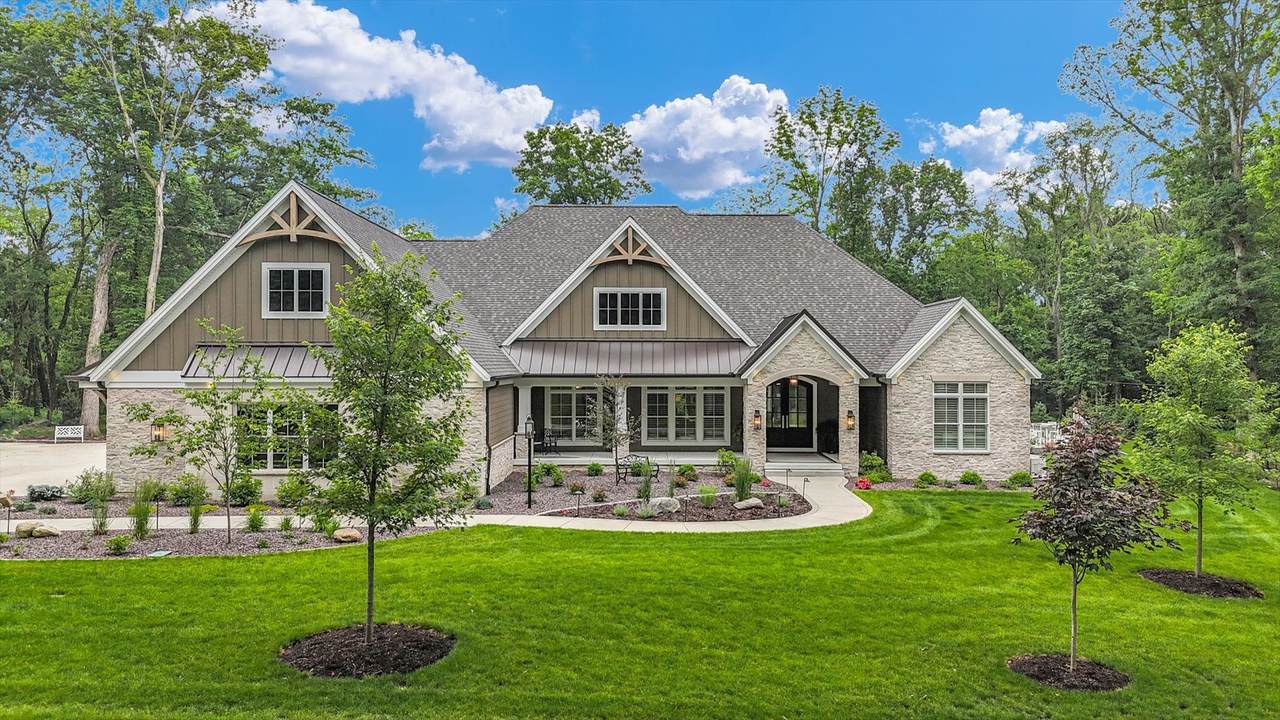 2611 Private Access 424 - Photo 1