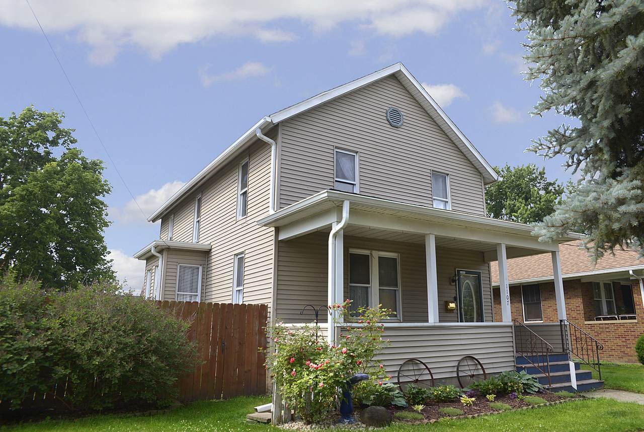 1107 Lafayette Street - Photo 1
