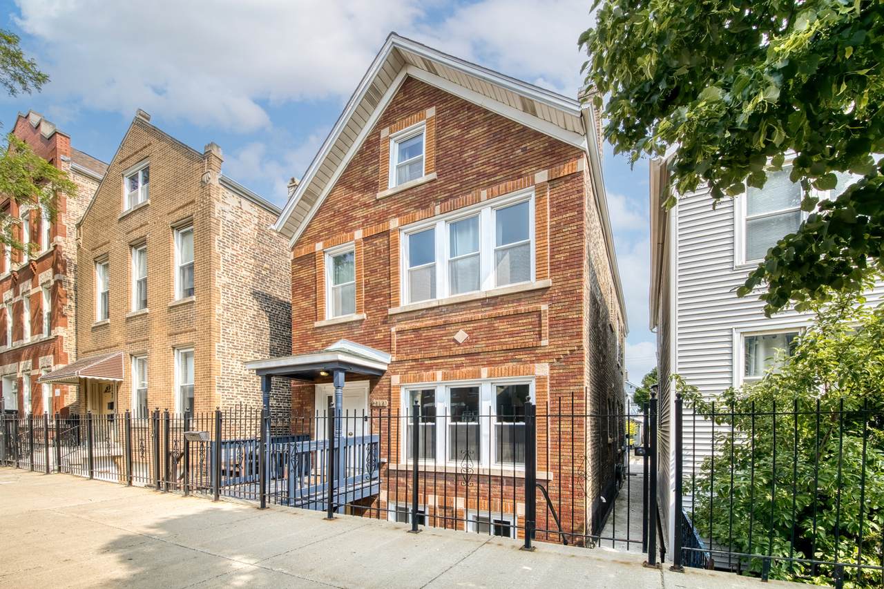 2340 19th Street - Photo 1