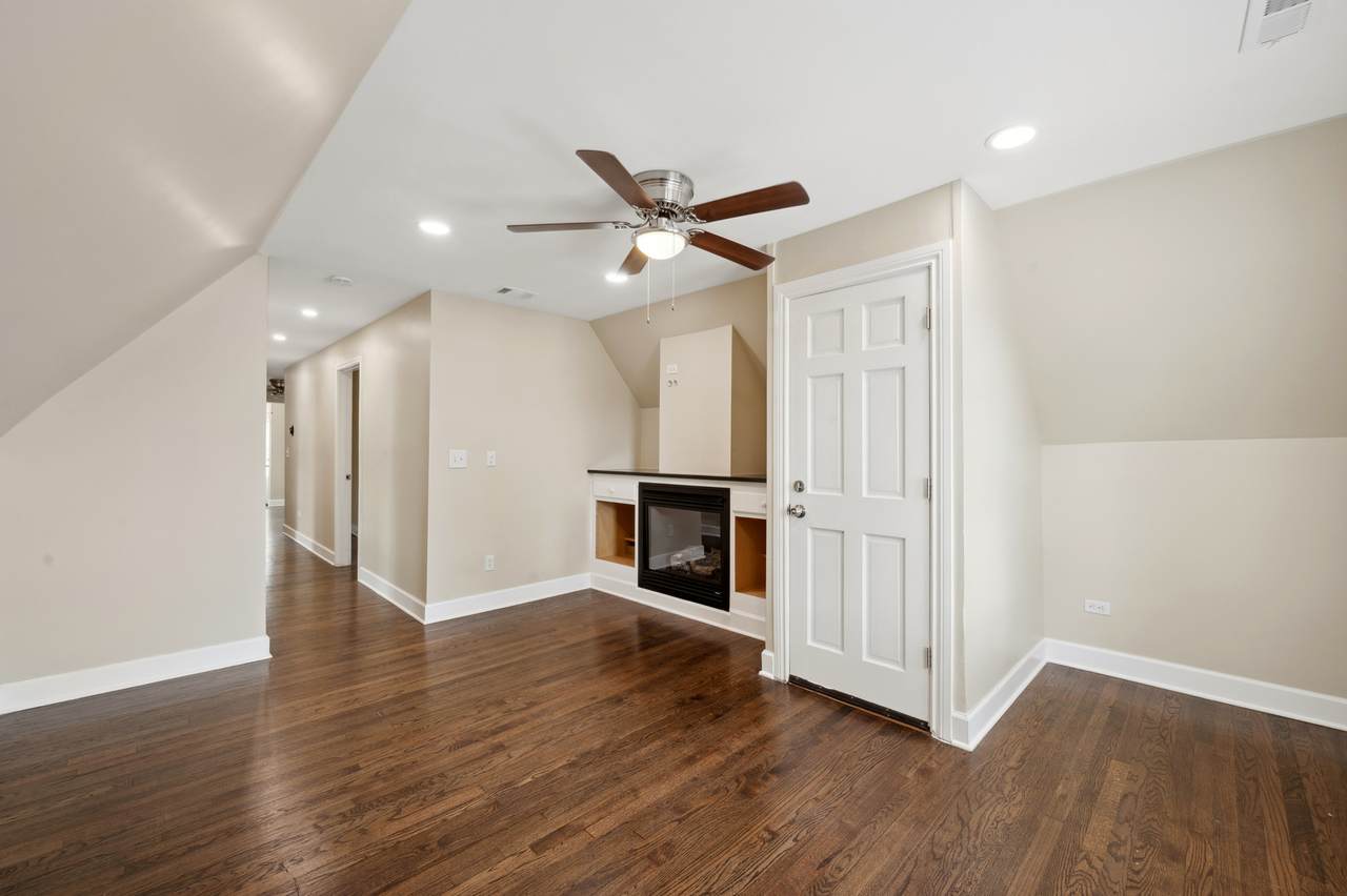 1624 Washtenaw Avenue - Photo 1