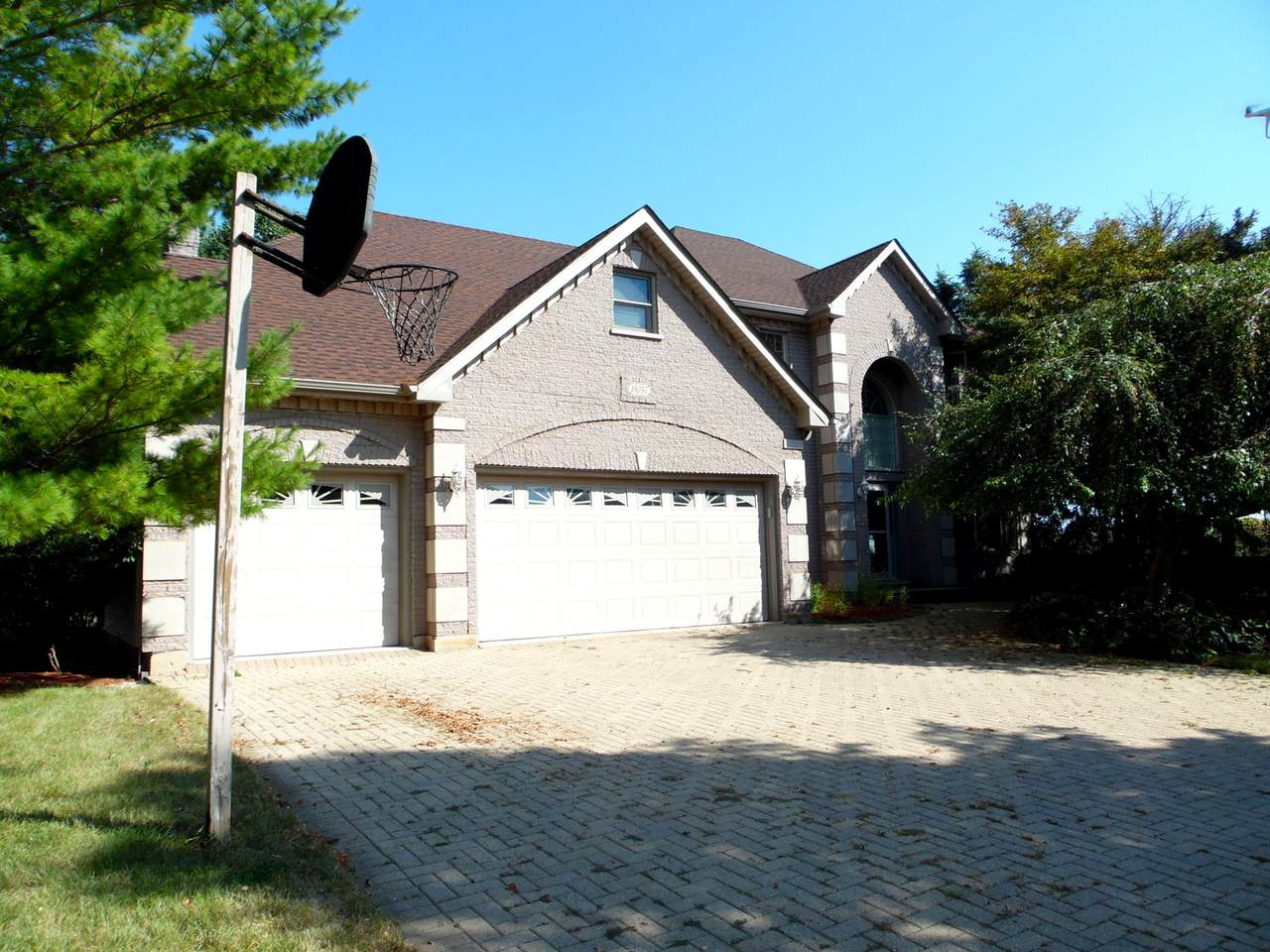 19057 Saddlebrook Drive - Photo 1