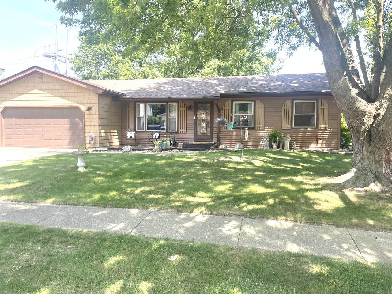 808 Heather Drive - Photo 1