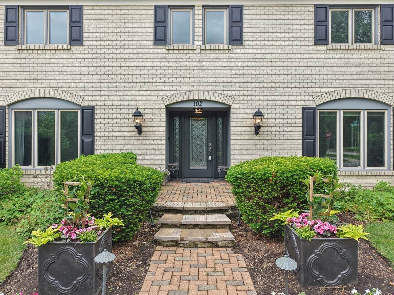 102 Adelia Street - Photo 1