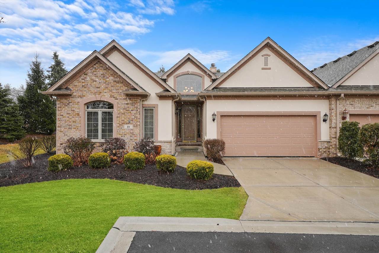 19 Laughry Lane - Photo 1