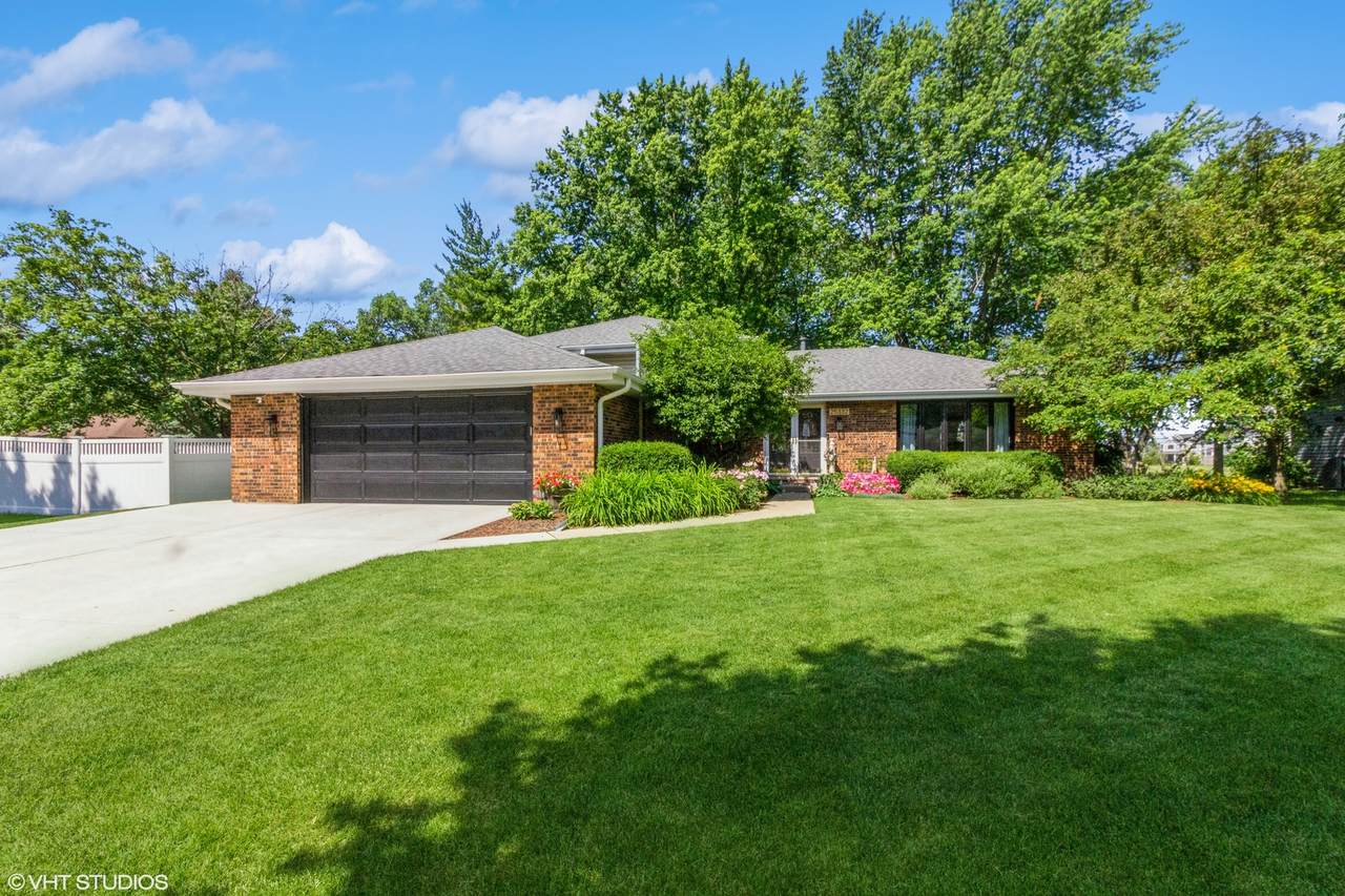 25332 Willow Drive - Photo 1