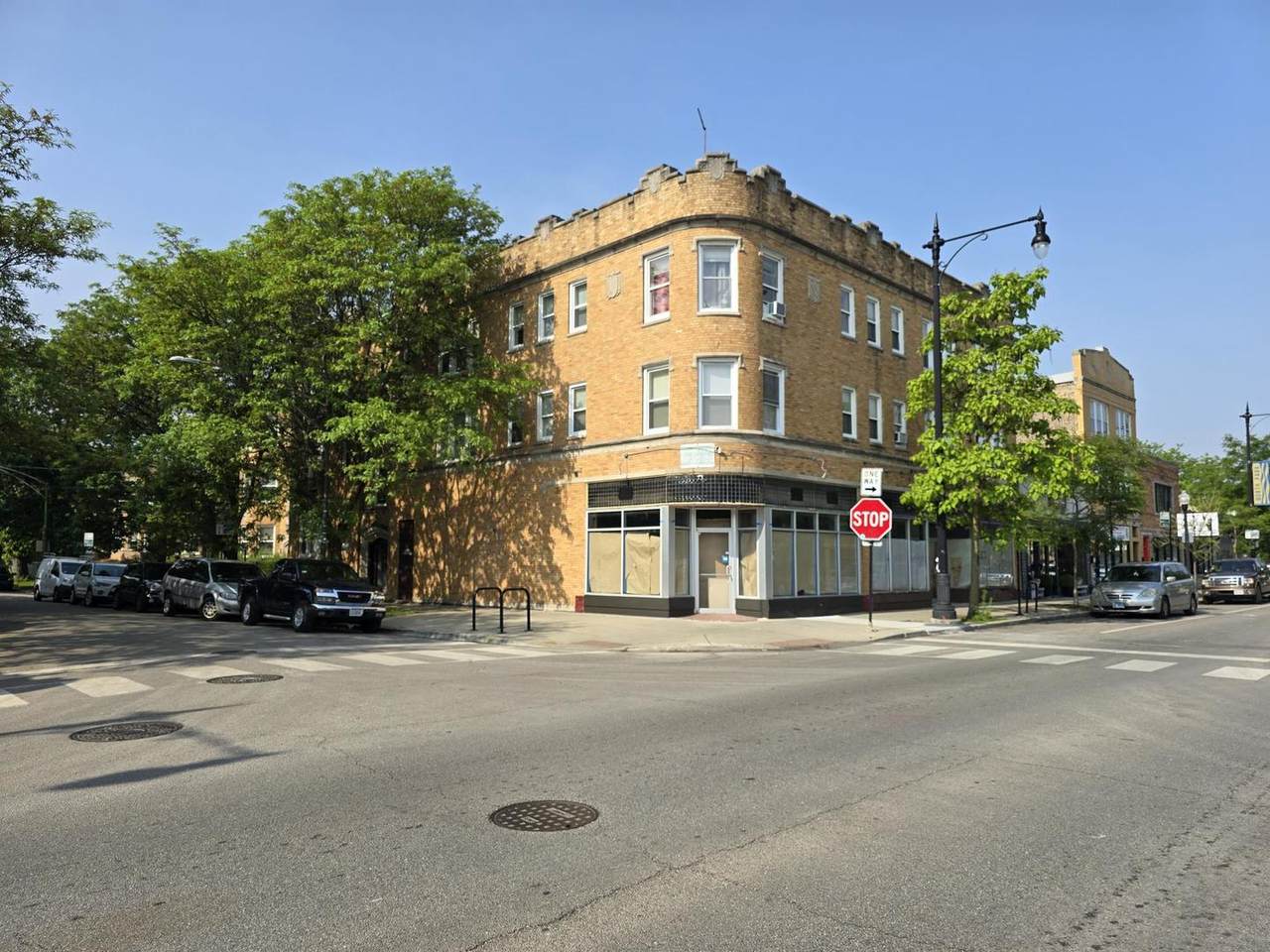 3301 Bryn Mawr Avenue - Photo 1