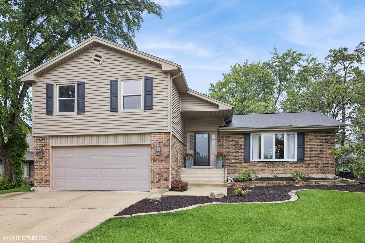 647 Farnham Lane - Photo 1