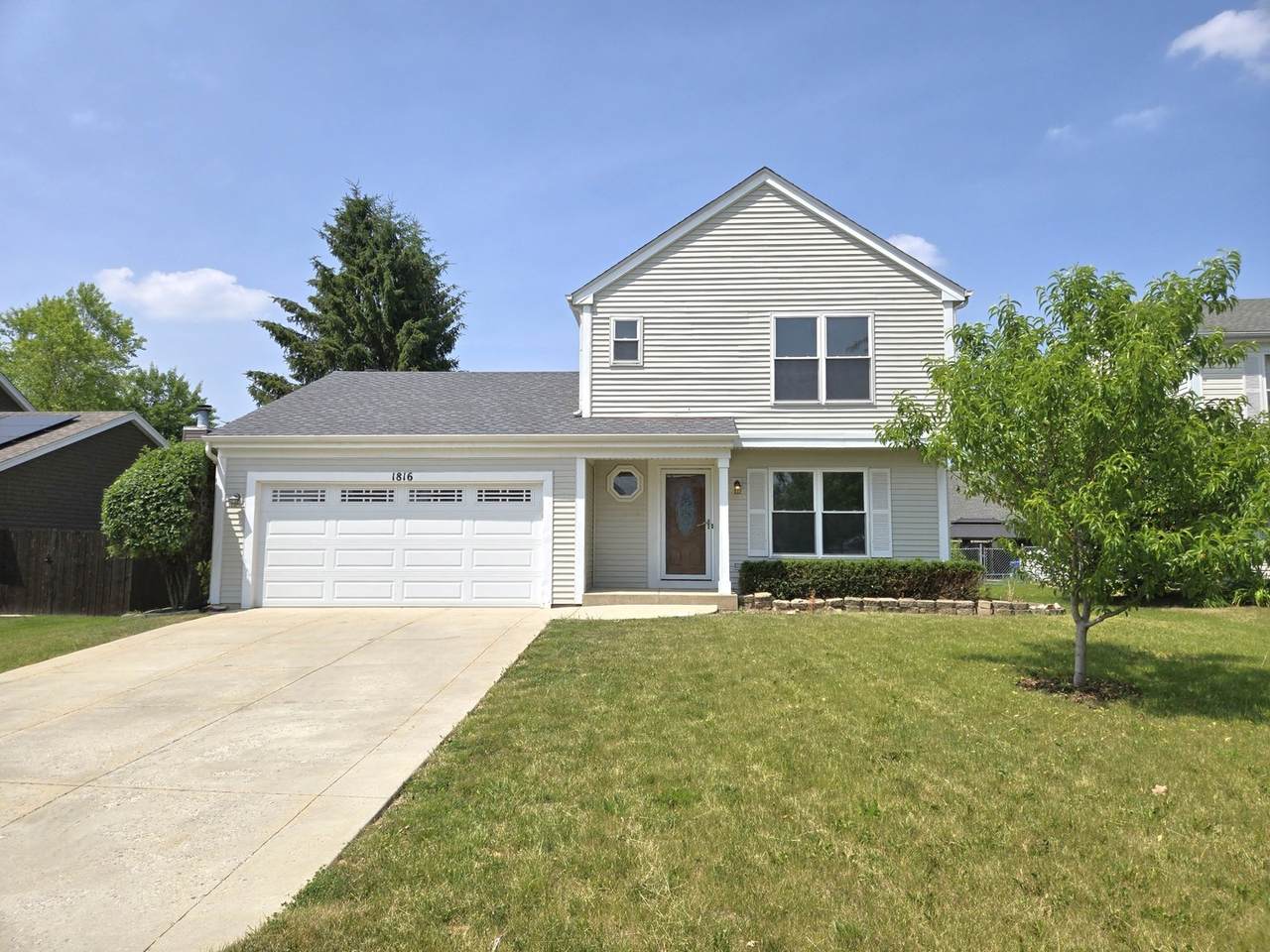 1816 Cambridge Drive - Photo 1