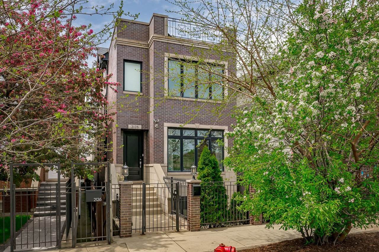 2128 Winchester Avenue - Photo 1