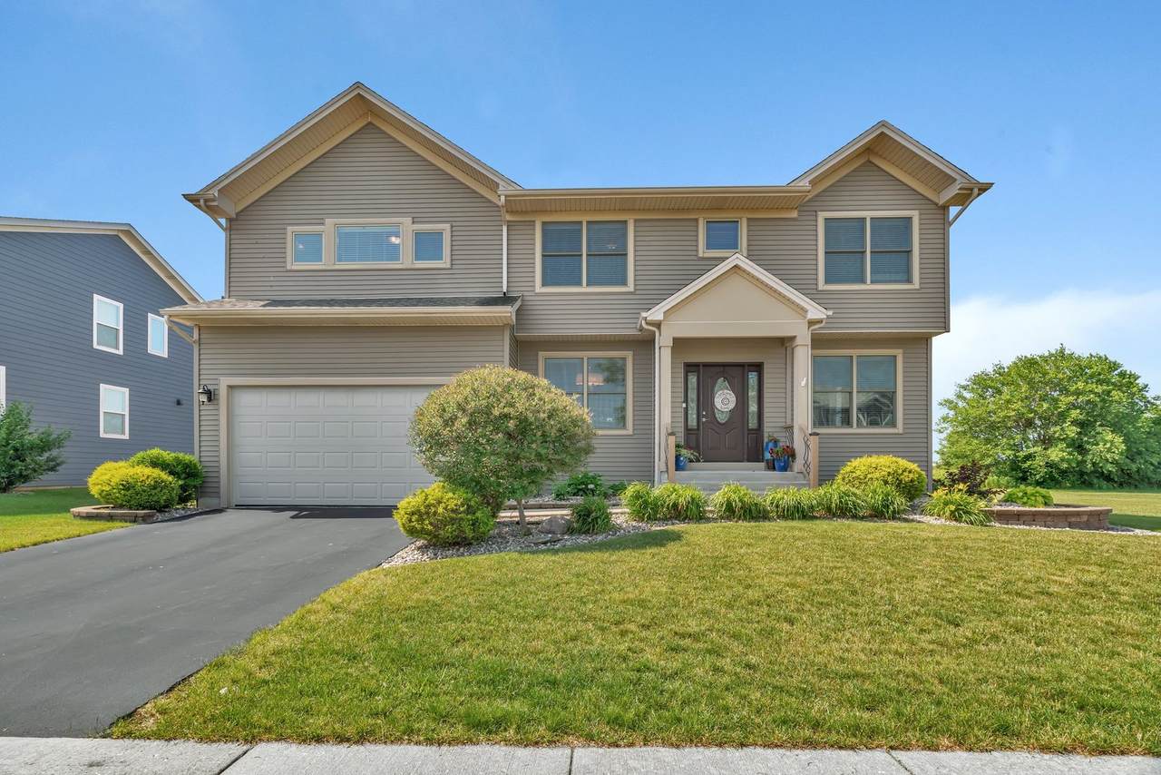 565 Barber Drive - Photo 1