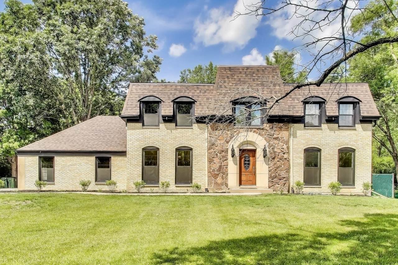 151 Whitehall Court - Photo 1