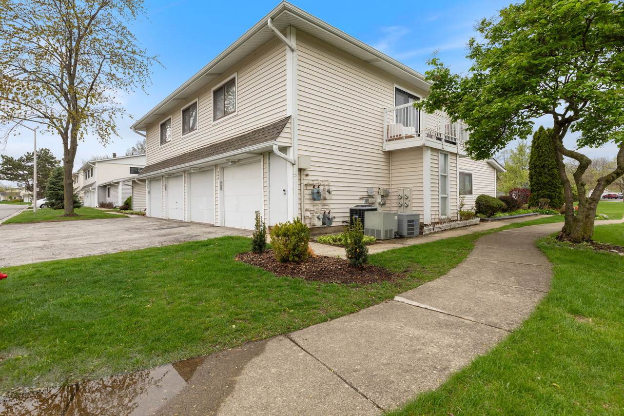236 Waterford Drive - Photo 1