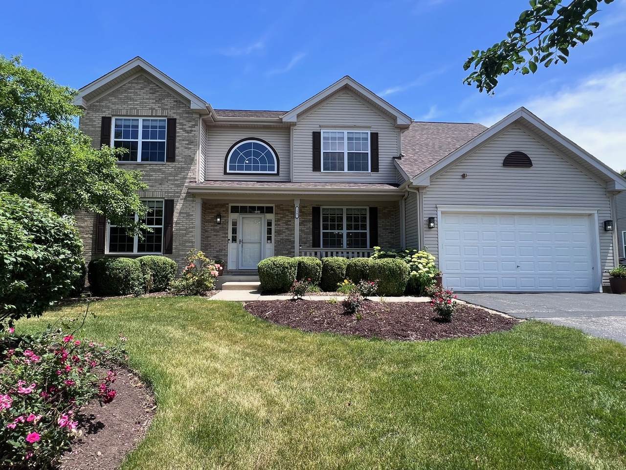 1387 Essex Drive - Photo 1