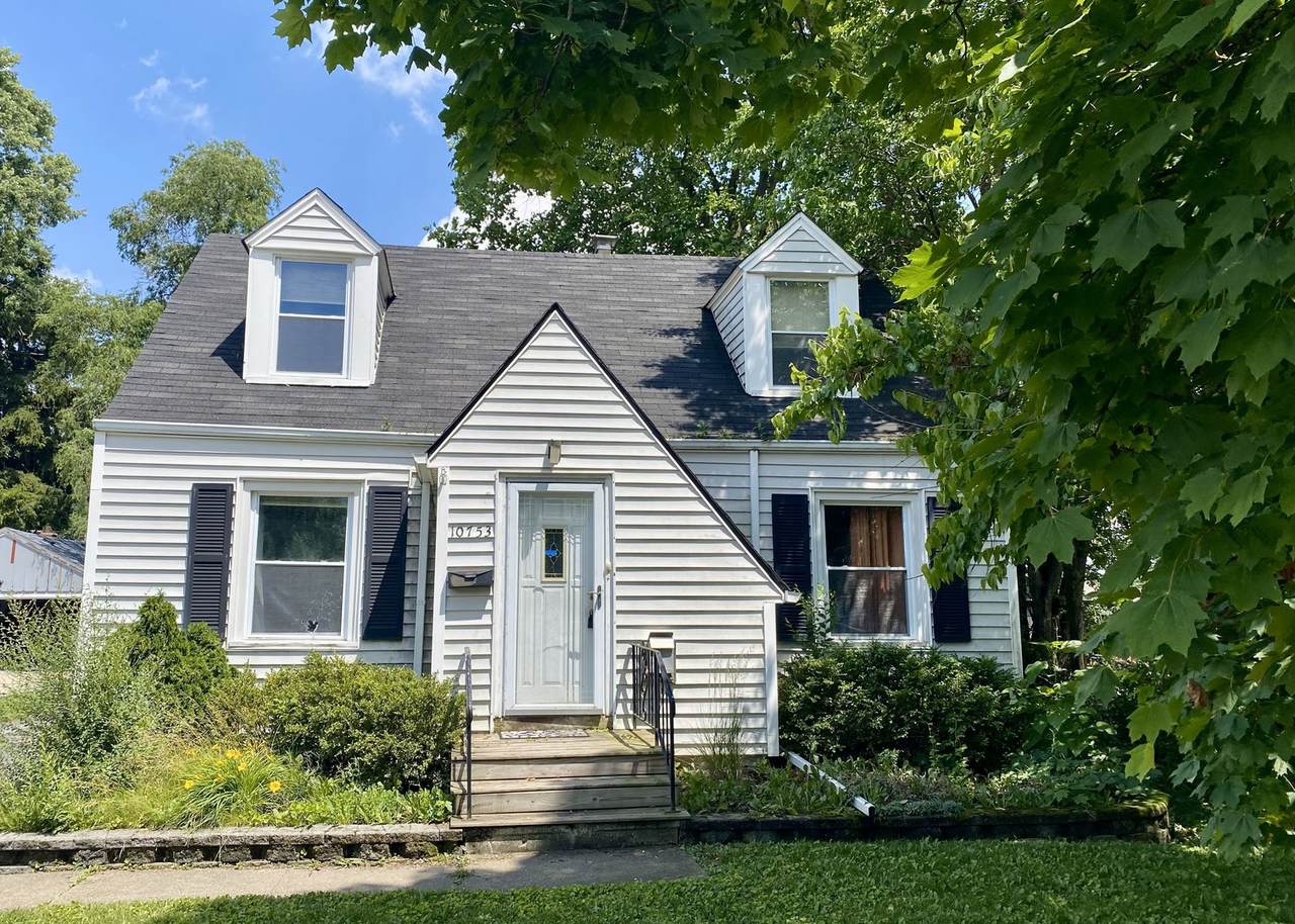10753 Neenah Avenue - Photo 1