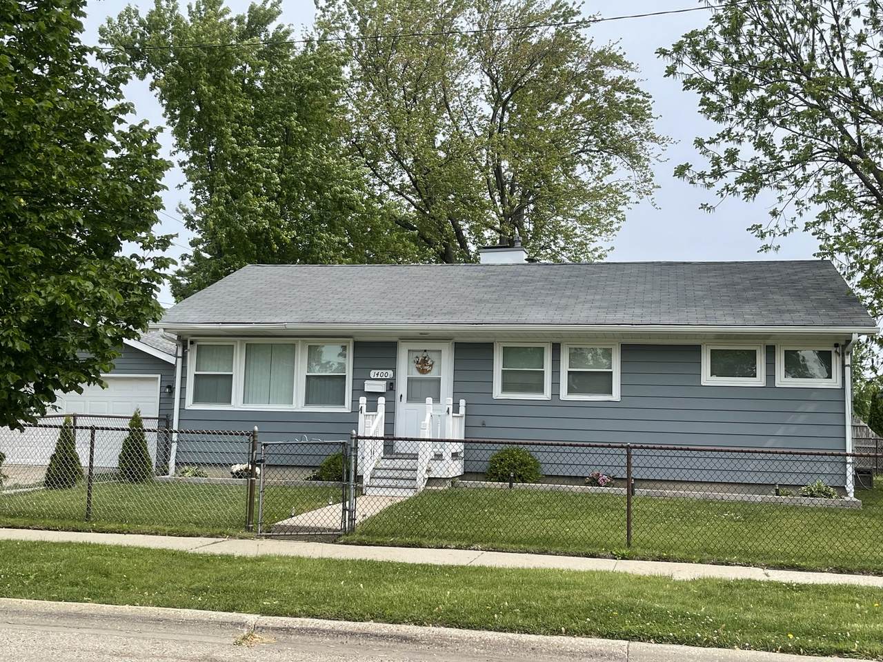 1400 Westmoreland Avenue - Photo 1