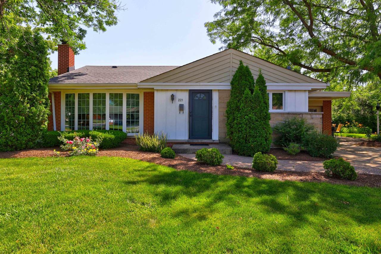 221 Fair Avenue - Photo 1