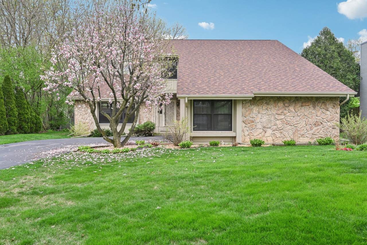 397 Briarwood Court - Photo 1