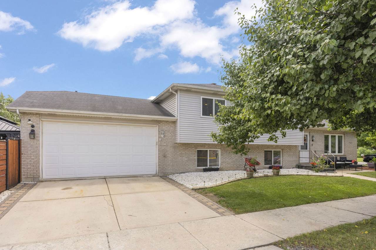 14301 California Avenue - Photo 1