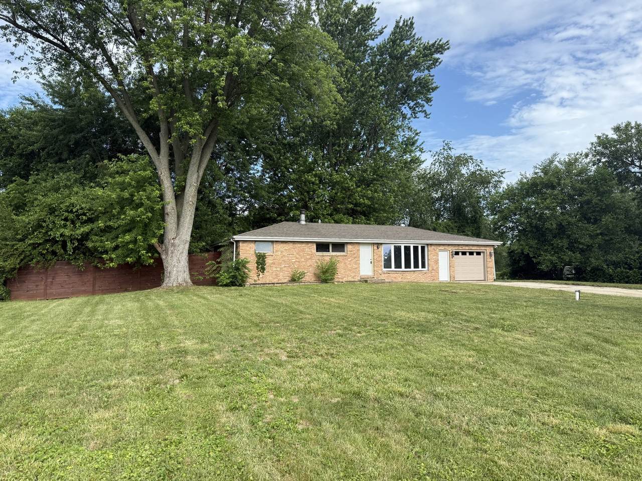1826 Albert Lane - Photo 1
