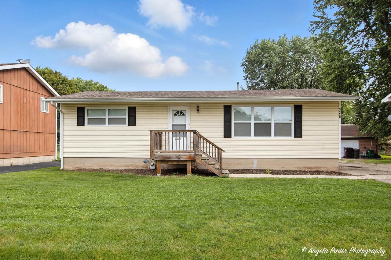 4420 Clearview Drive - Photo 1