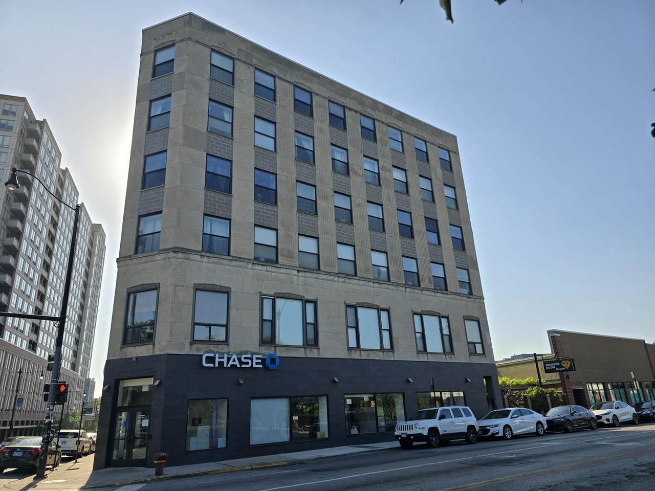 1785 Howard Street - Photo 1