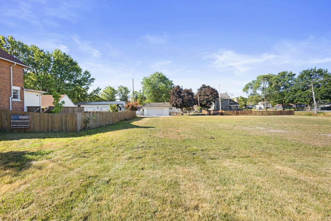 648 Penfield Street - Photo 1