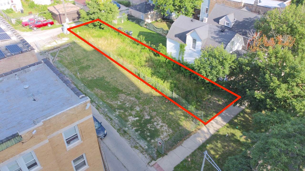 427 Drake Avenue - Photo 1