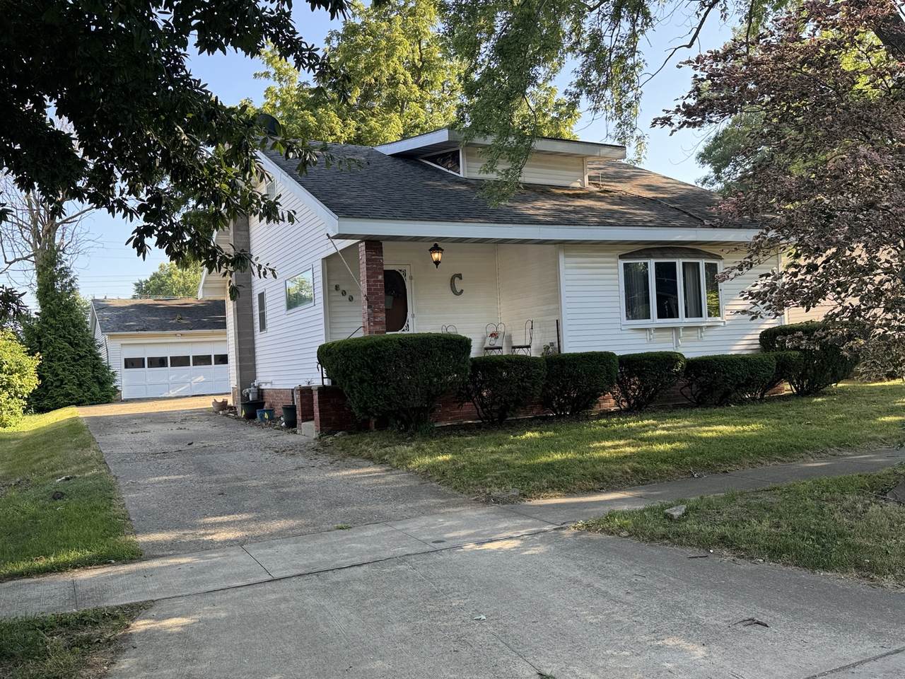 600 White Street - Photo 1